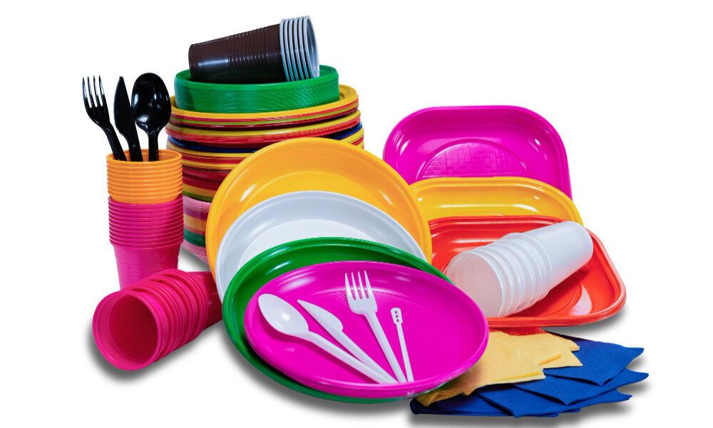 La historia detrás de los productos plásticos cotidianos