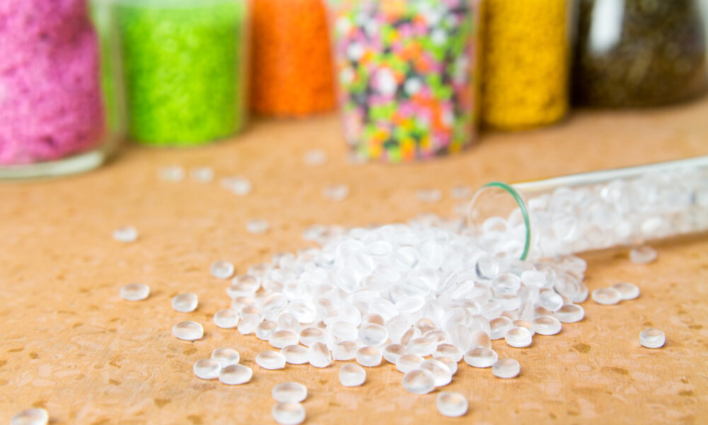 Batalla contra la humedad: por qué los aditivos desecantes Centroamérica son esenciales para la extrusión