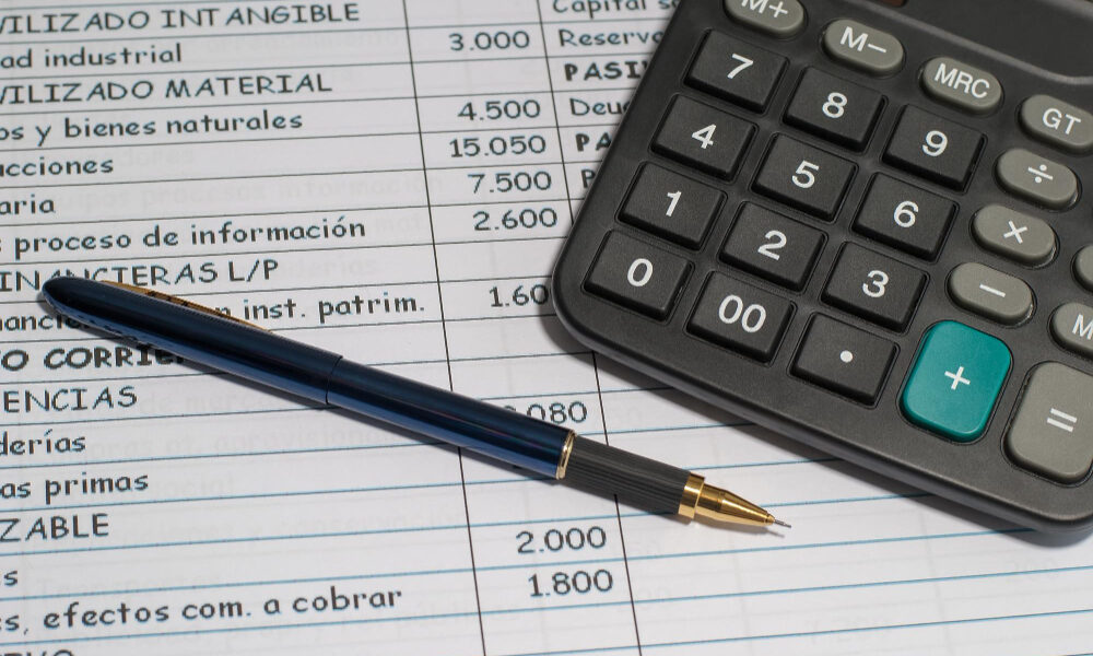 Impuestos al plástico: tendencias y posibles impactos en costos